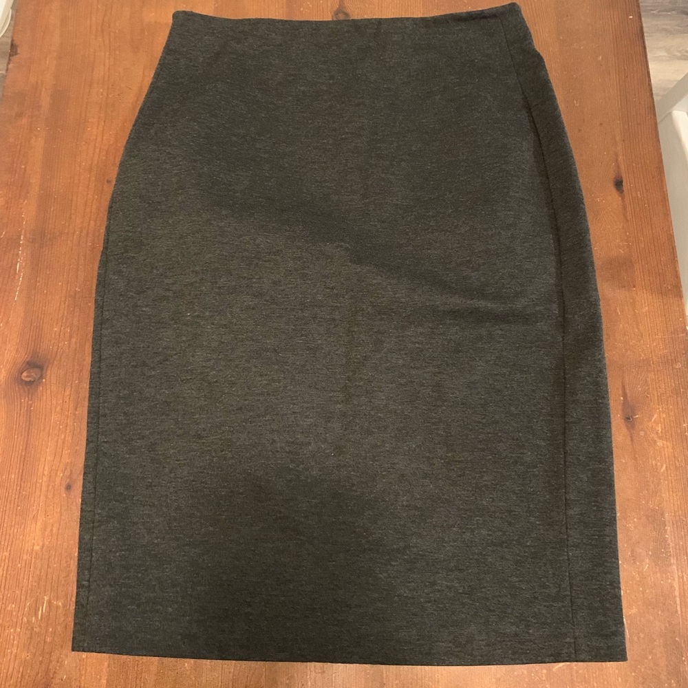 Vince Camuto Grey Pencil Skirt